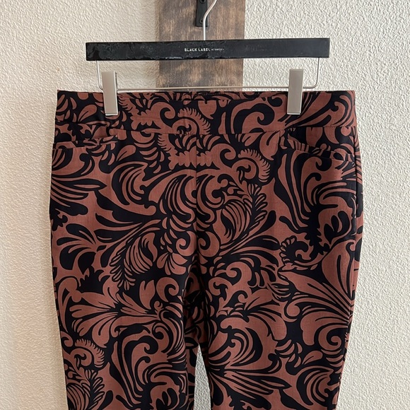 Chico’s Brigitte Scroll Print Ankle Pants - Picture 6 of 14